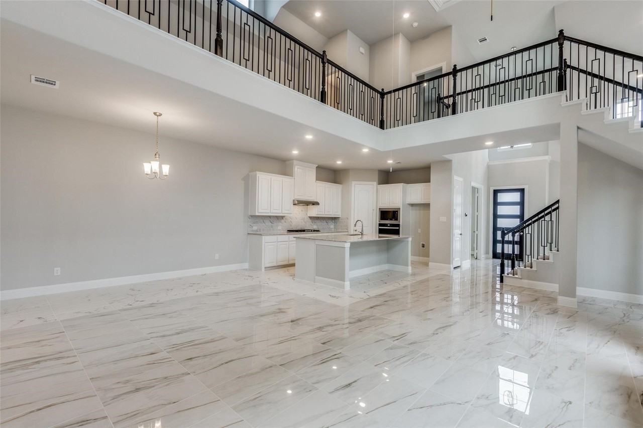 4516 Sovereignty Dr - Photo 5 of 23