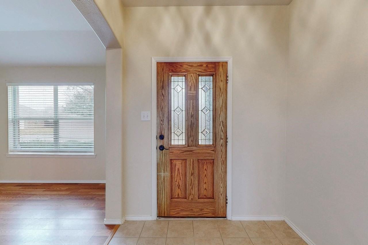 1065 Aviary - Photo 5 of 38