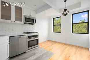 577 Madison St #4A - Photo 1 of 1