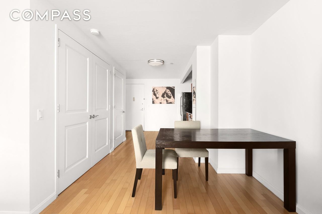 20 West St #31C - Photo 4 of 7