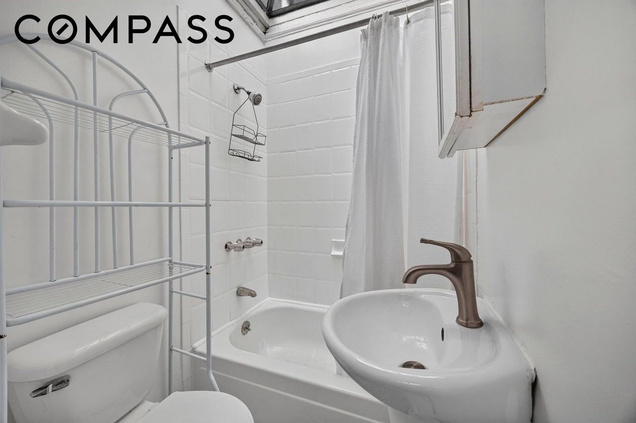 671 Monroe St #2 - Photo 7 of 8
