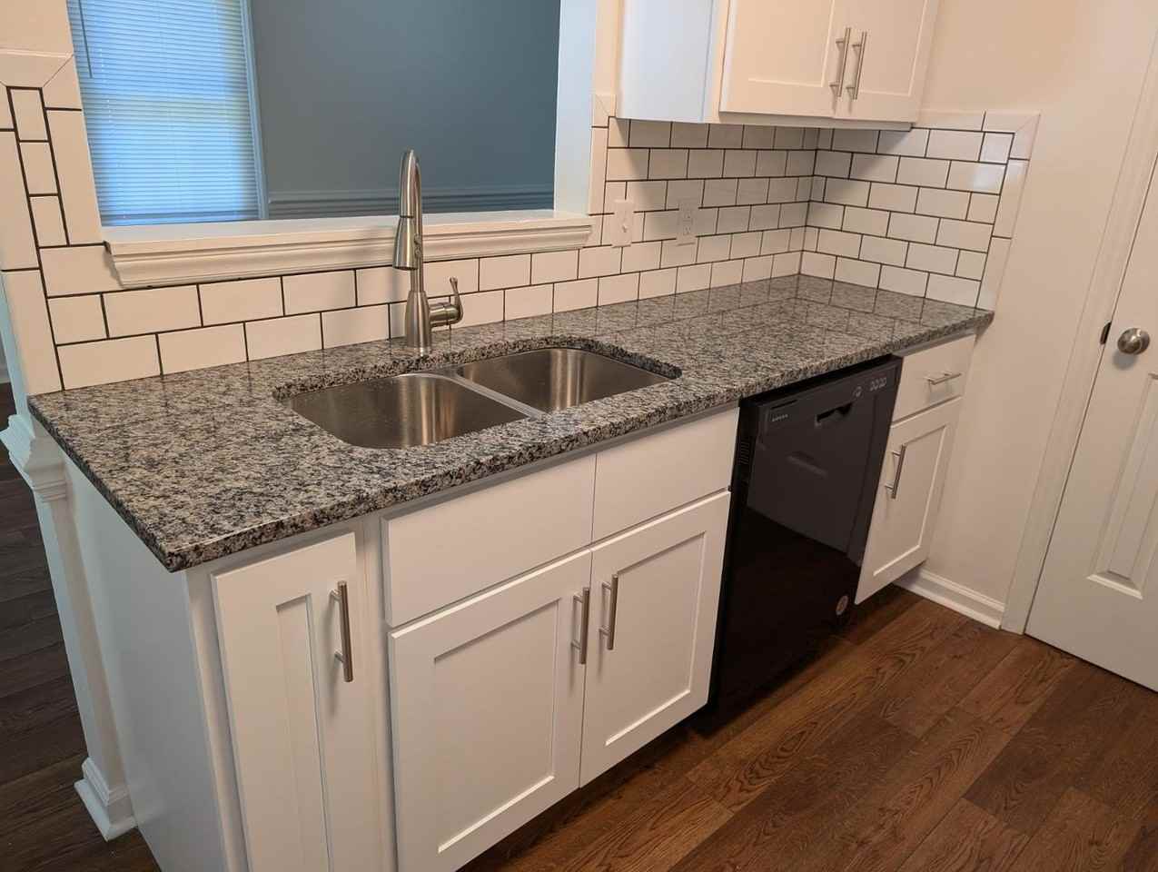 407 Thyme Pl - Photo 3 of 14
