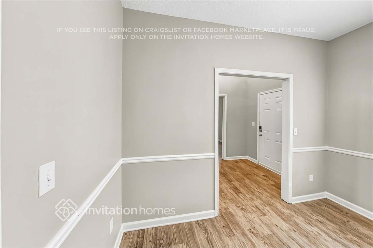 8220 River Mill Ct - Photo 6 of 25