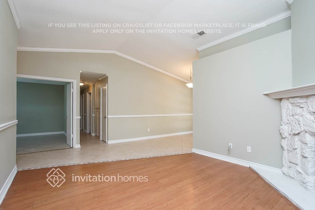 18112 Raymond Ct - Photo 7 of 15