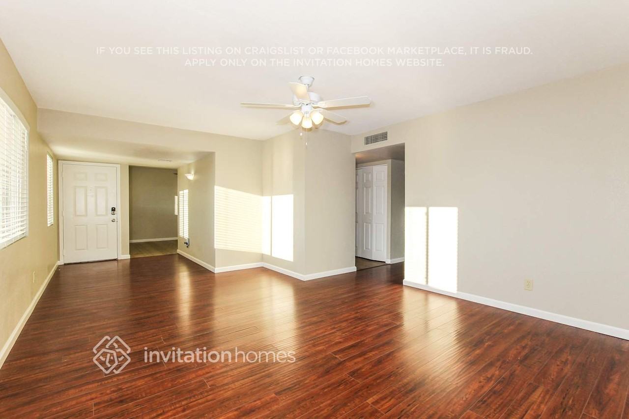 14419 N 52nd Ln - Photo 4 of 21