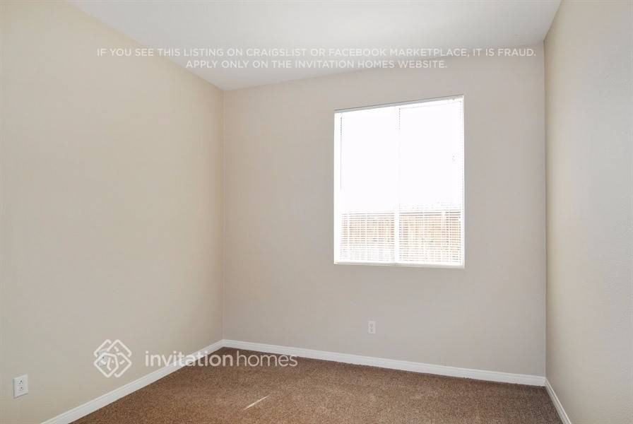 26471 Granite Ridge Ln - Photo 2 of 8