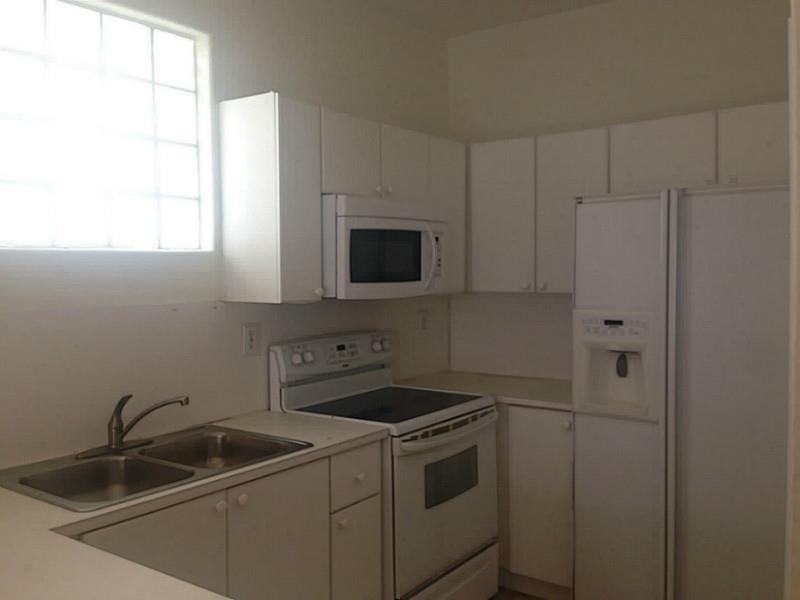 4316 NW 113th Ct - Photo 2 of 8