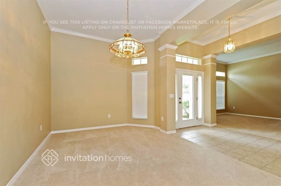 22744 Robins Nest Ct - Photo 2 of 21