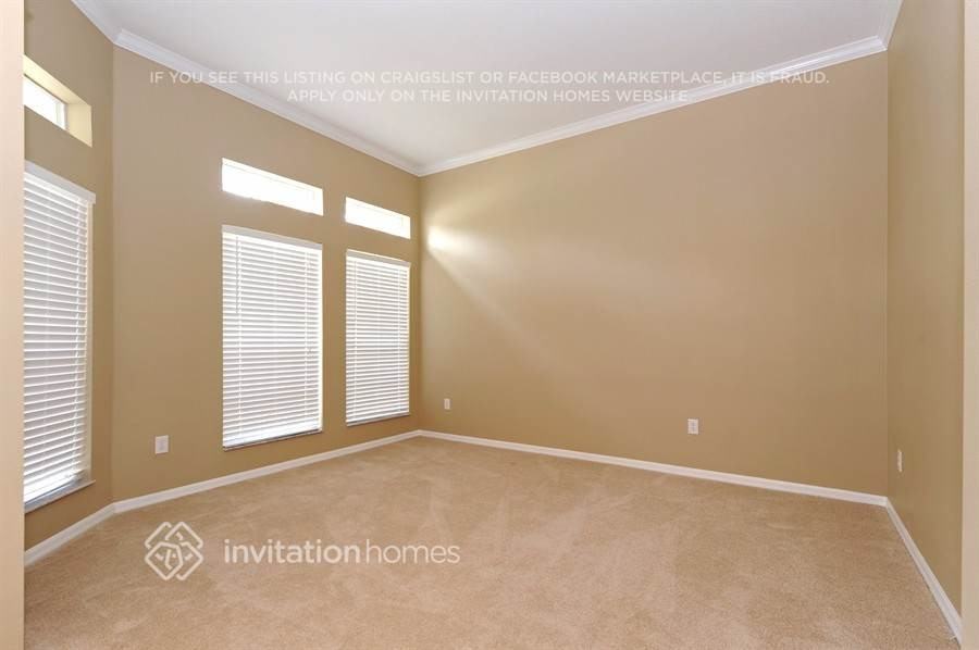 22744 Robins Nest Ct - Photo 3 of 21