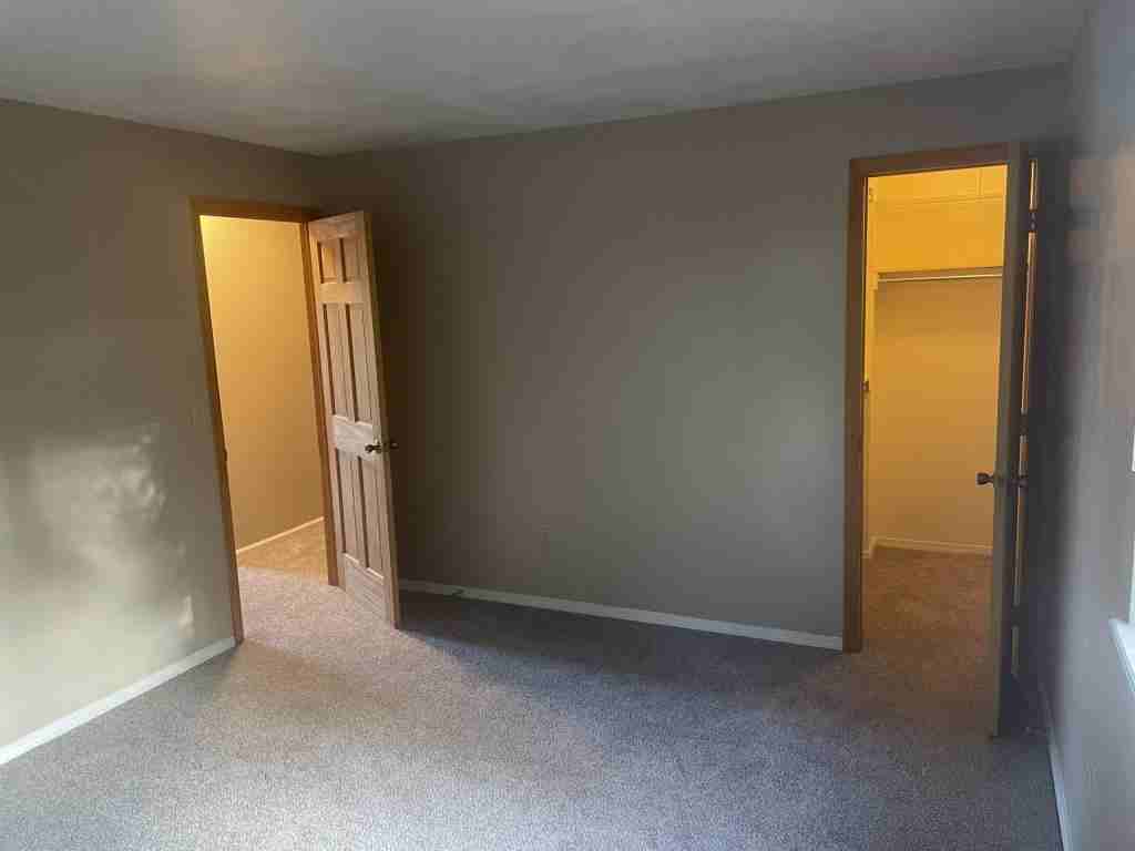 8575 Cottonwood Way - Photo 4 of 11