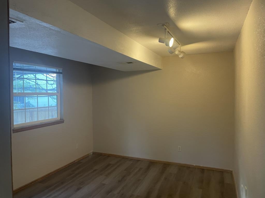 8575 Cottonwood Way - Photo 6 of 11