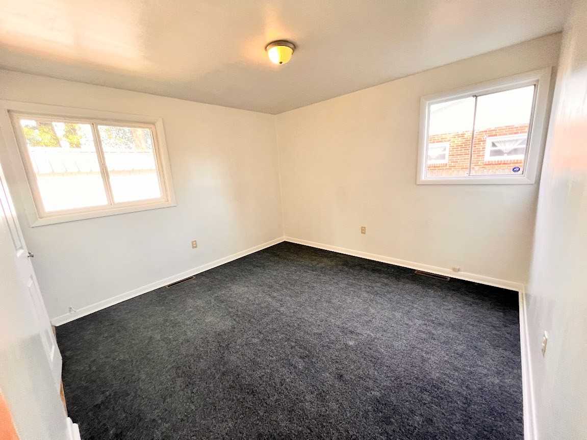 2146 Colston Street - Photo 7 of 9