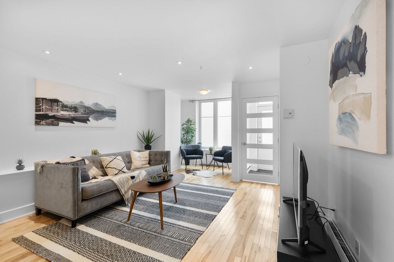 1524 Rue Saint-Antoine Ouest - Photo 4 of 13