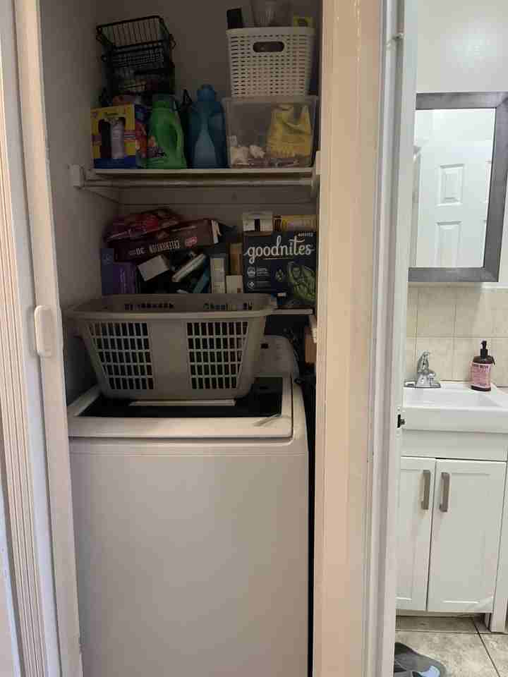 1292 Danforth Ave - Photo 6 of 19