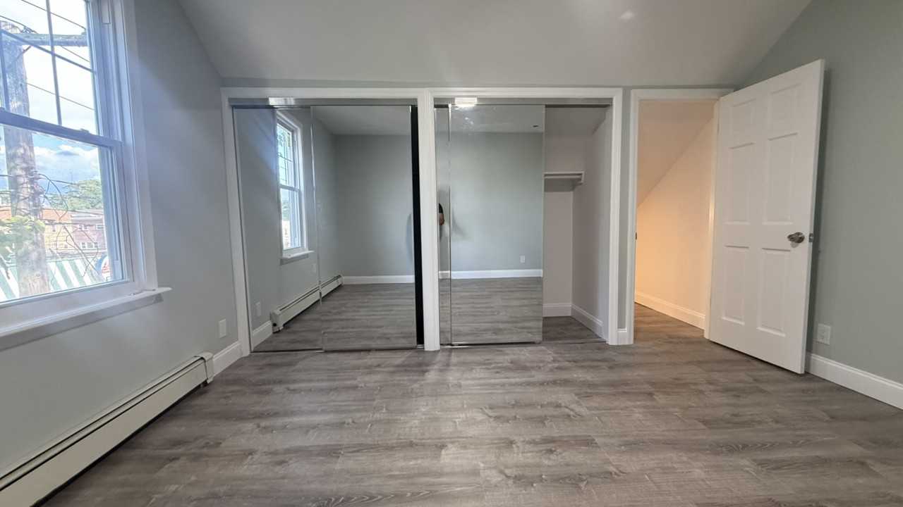 Hosmer Ave - Photo 5 of 14