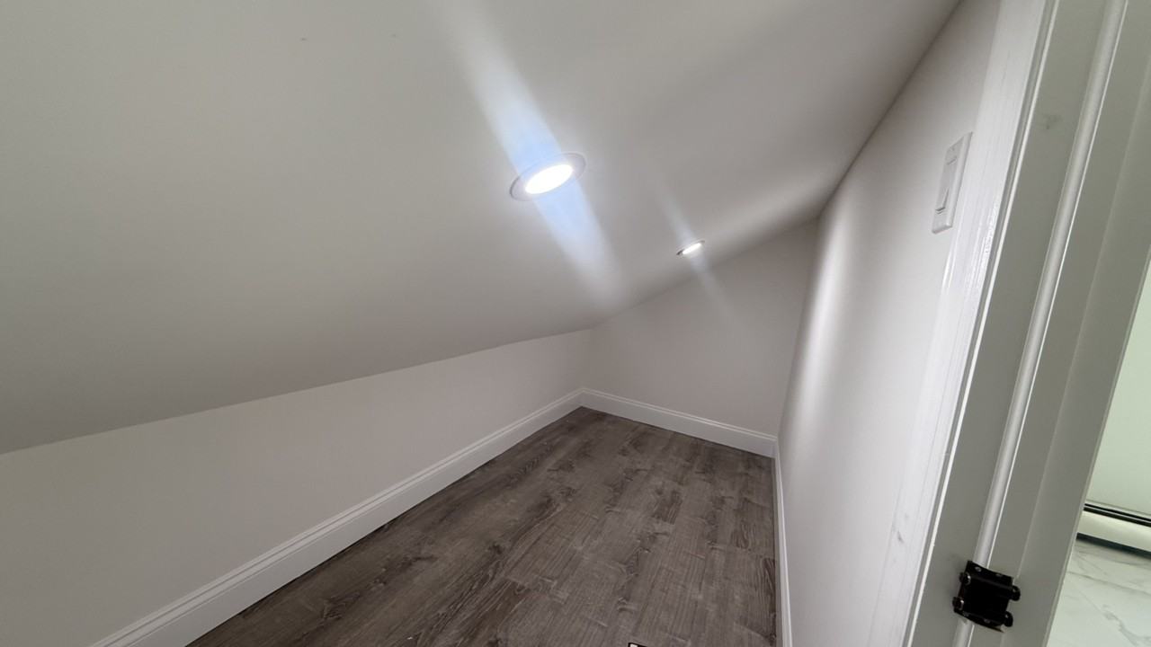 Hosmer Ave - Photo 3 of 14