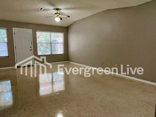 108 Viola Ct - Photo 3 of 14