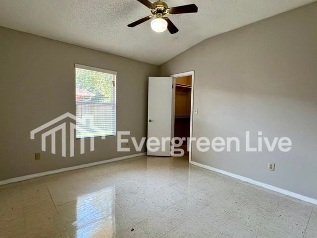 108 Viola Ct - Photo 6 of 14