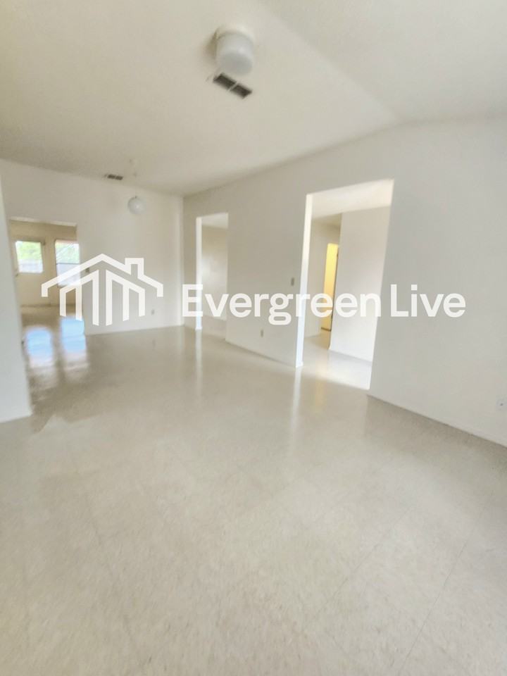 1323 San Felipe Ct - Photo 3 of 25