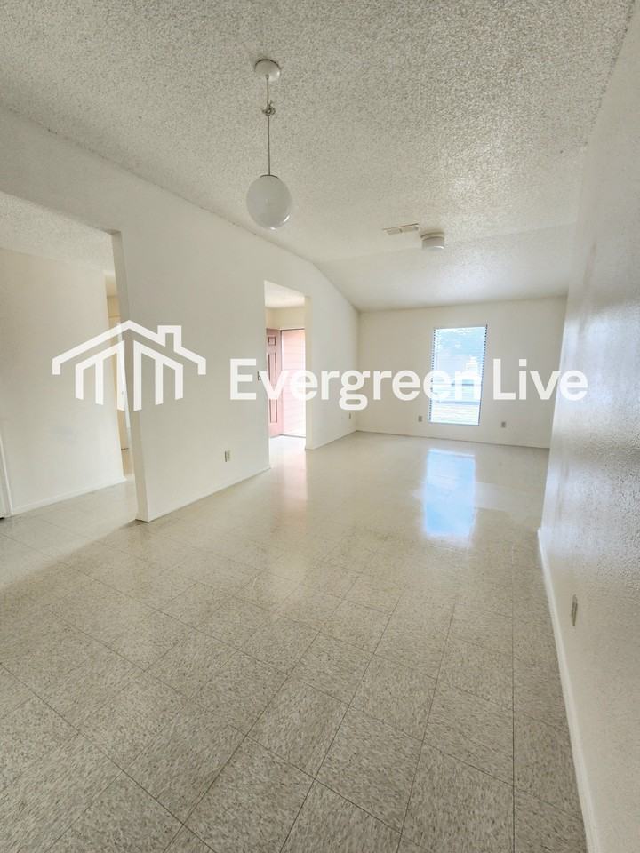 1323 San Felipe Ct - Photo 6 of 25