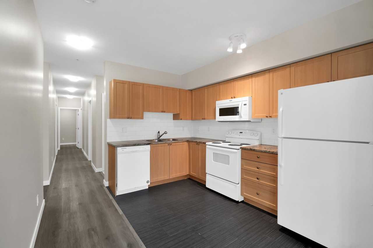 6005 Walter Gage Road - Photo 4 of 11
