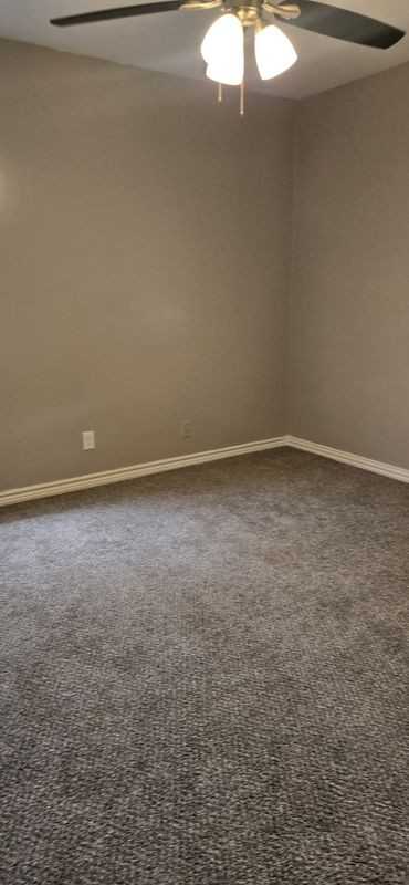 324 Clary Dr - Photo 7 of 18