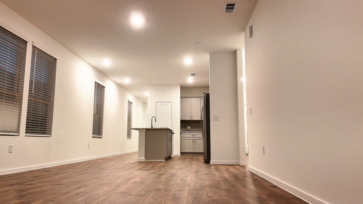 15932 Blass Valley Dr - Photo 5 of 33