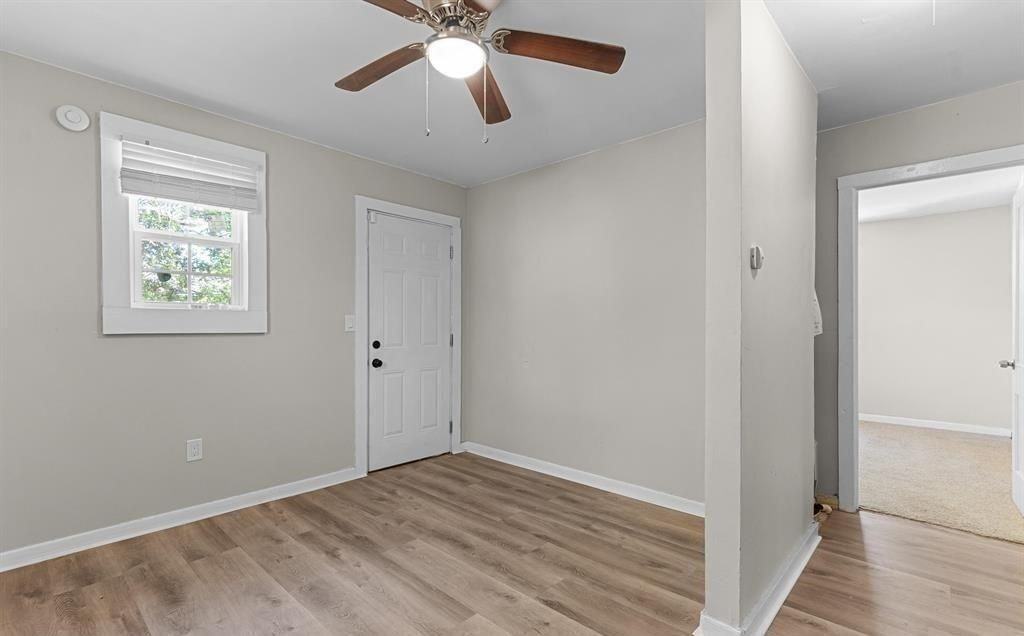 2164 Monroe Ave - Photo 6 of 9
