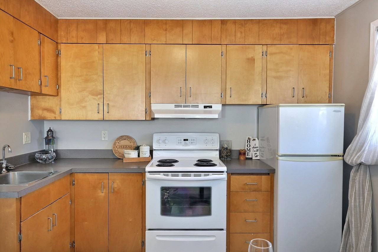Lismore Apartments - Photo 6 of 26