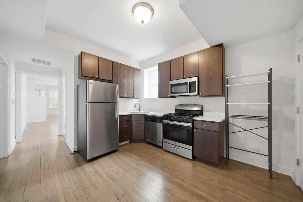 2815 North Troy Street - Photo 3 of 11