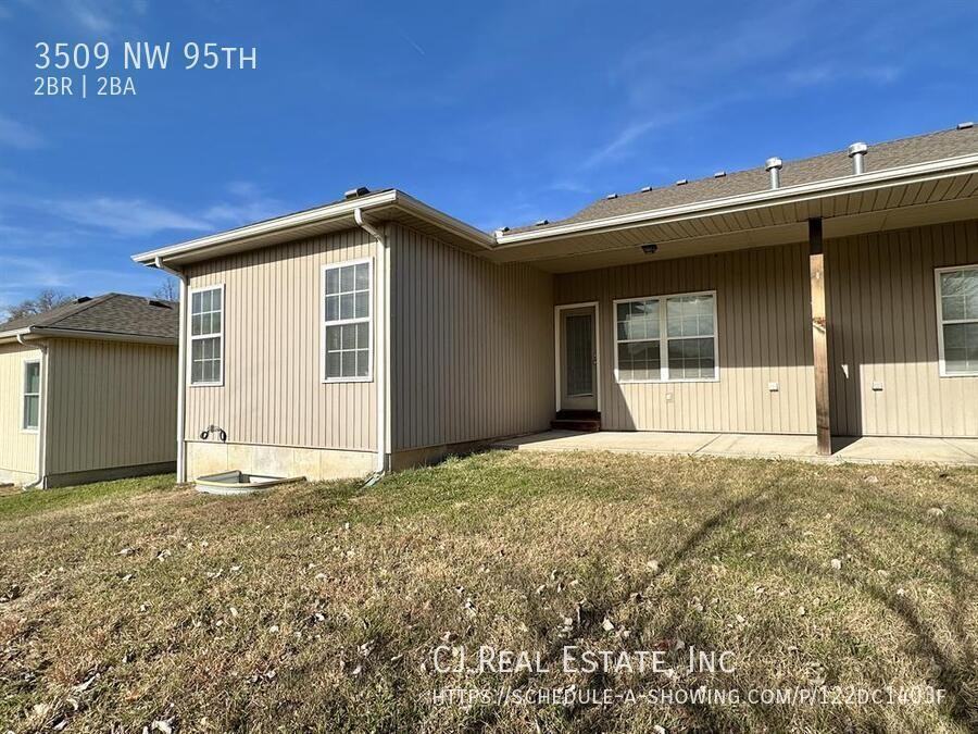 3509 Nw 95th St - Photo 2 of 11