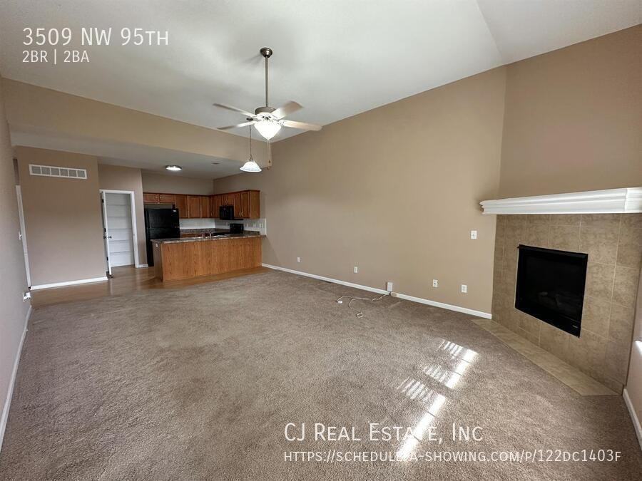 3509 Nw 95th St - Photo 6 of 11