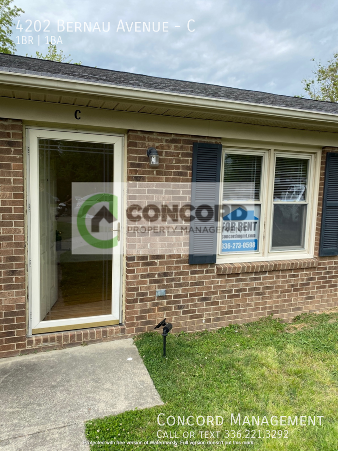 4202 Bernau Ave #C - Photo 2 of 9