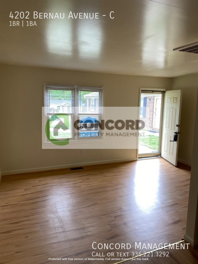 4202 Bernau Ave #C - Photo 3 of 9