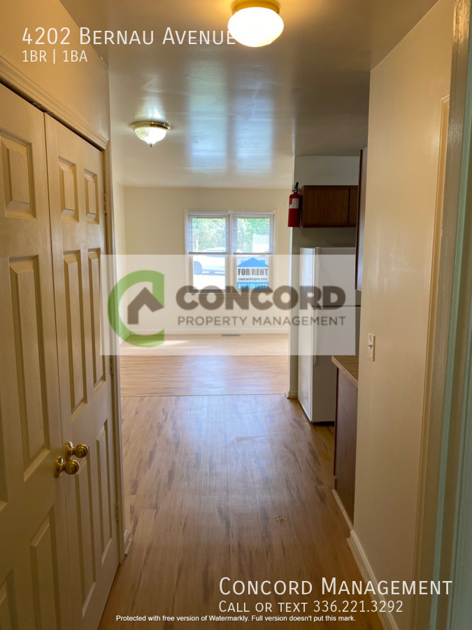 4202 Bernau Ave #C - Photo 4 of 9