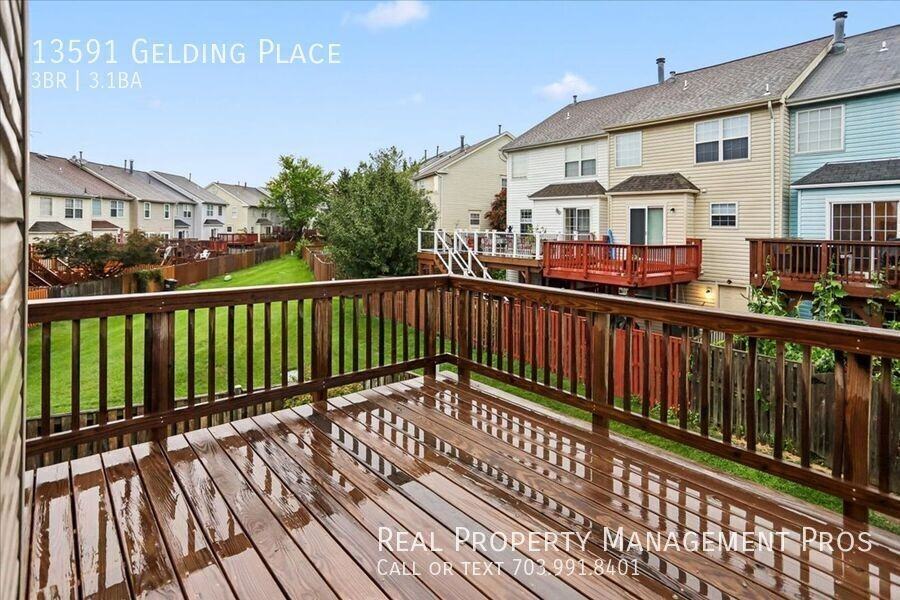 13591 Gelding Pl - Photo 3 of 34