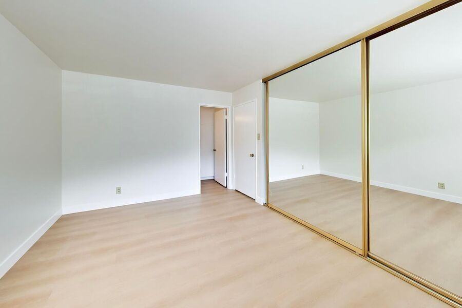 693 San Bruno Ave #04 - Photo 5 of 11
