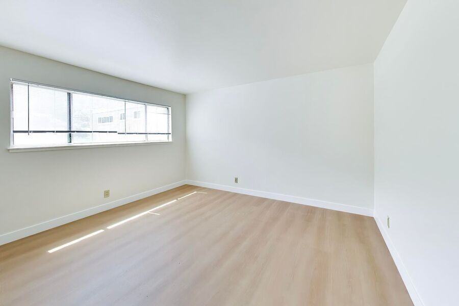 693 San Bruno Ave #04 - Photo 7 of 11