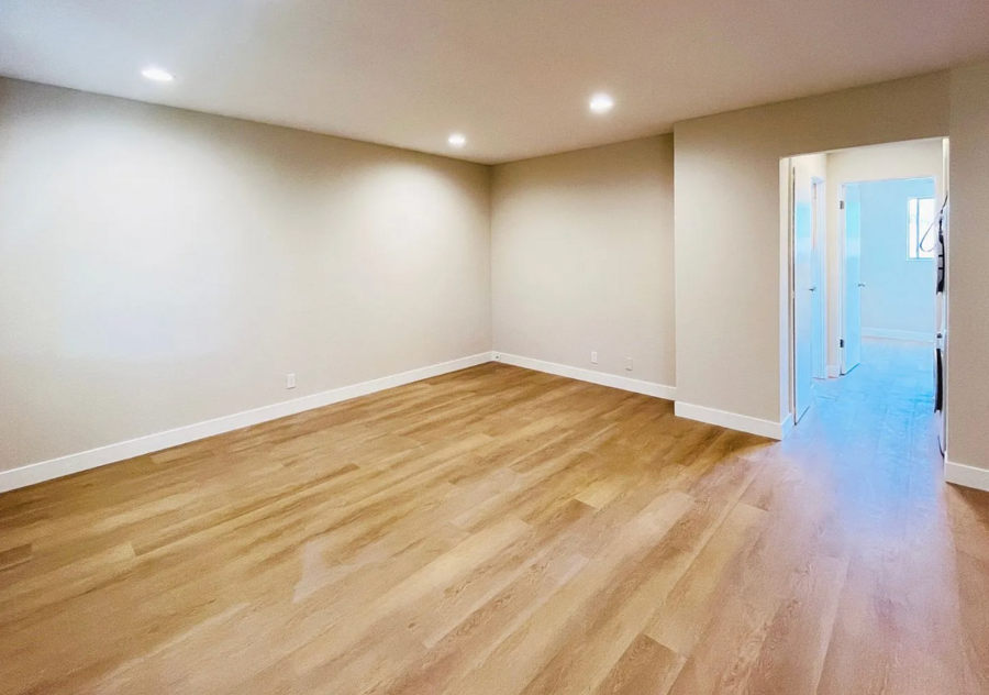 2422 Mckinley Ave #F - Photo 5 of 12