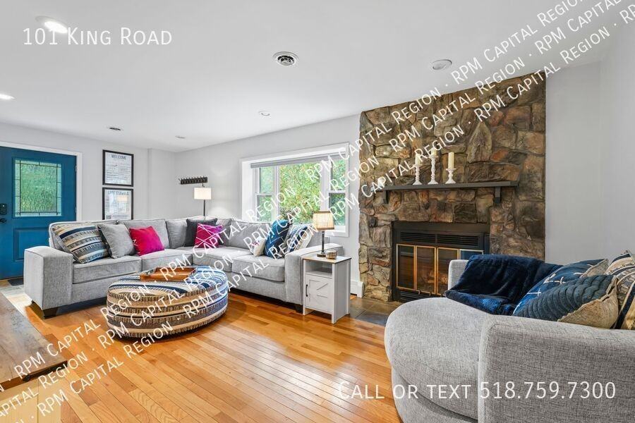 101 King Rd - Photo 3 of 48