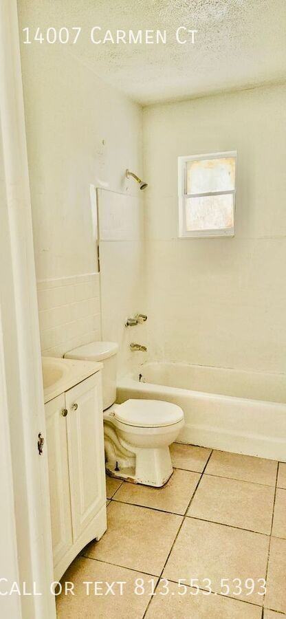 14007 Carmen Ct - Photo 6 of 9