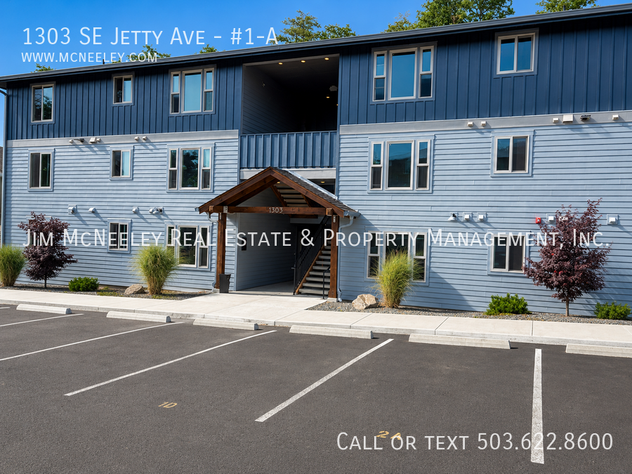 1303 Se Jetty Ave #1A - Photo 2 of 17