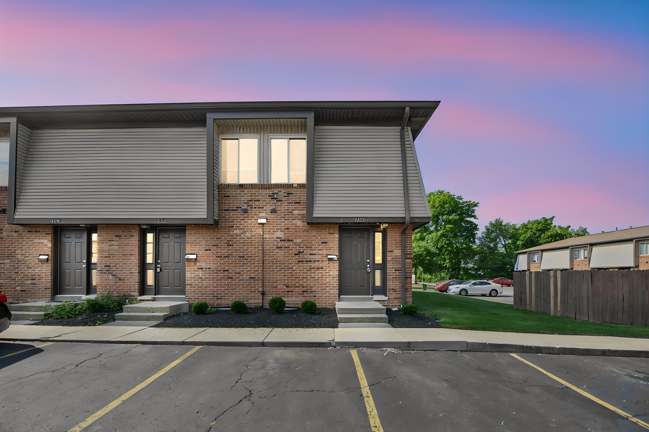 Rocky Creek Townhouse Apartments - Photo 7 of 8