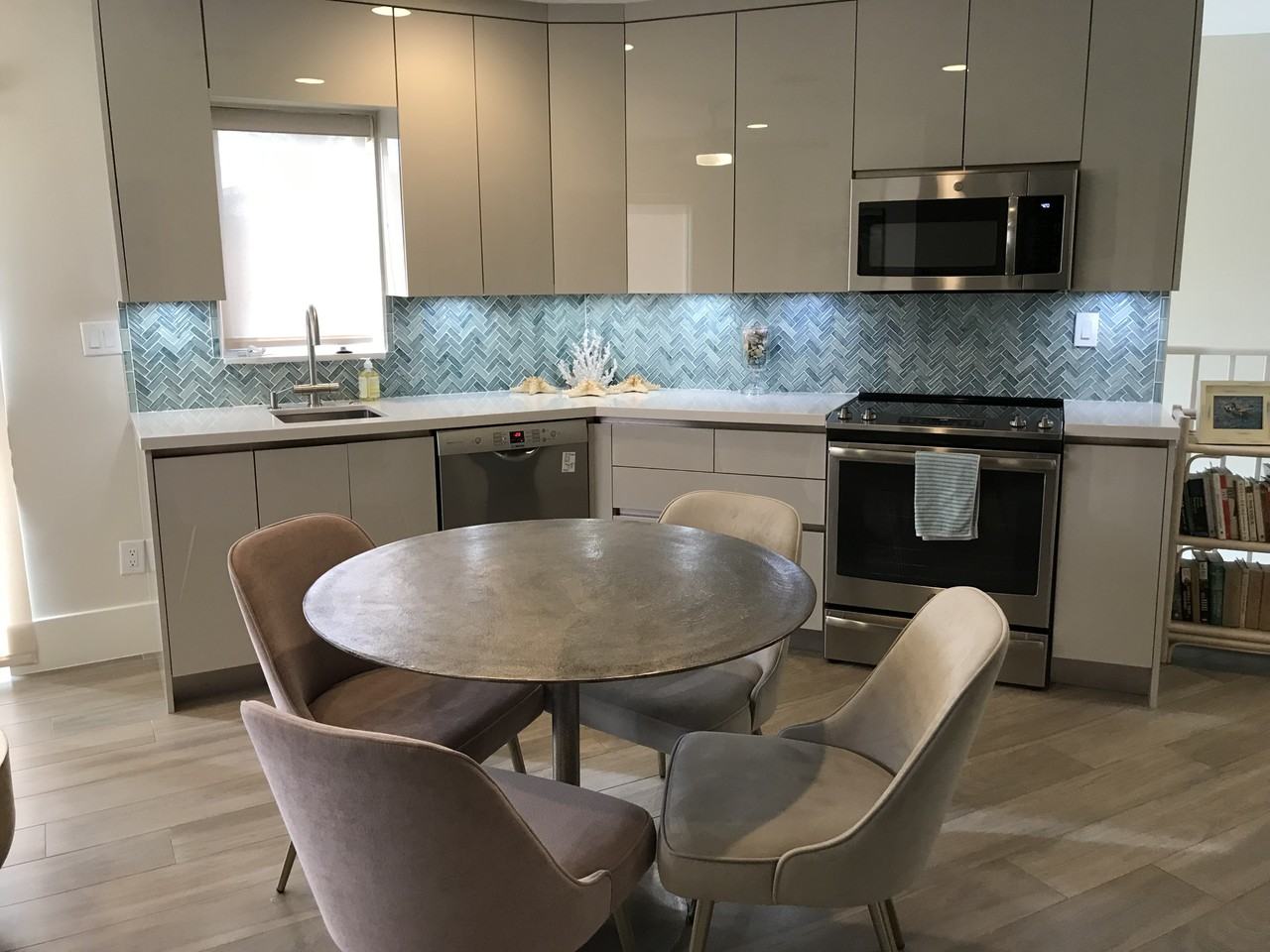 175 Ne Olive Way #2 - Photo 6 of 12