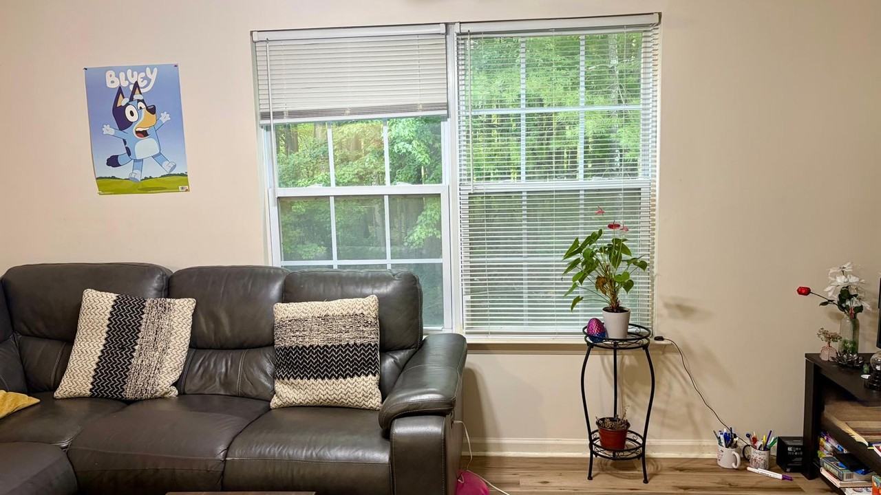 221 Prestwick Way - Photo 5 of 19