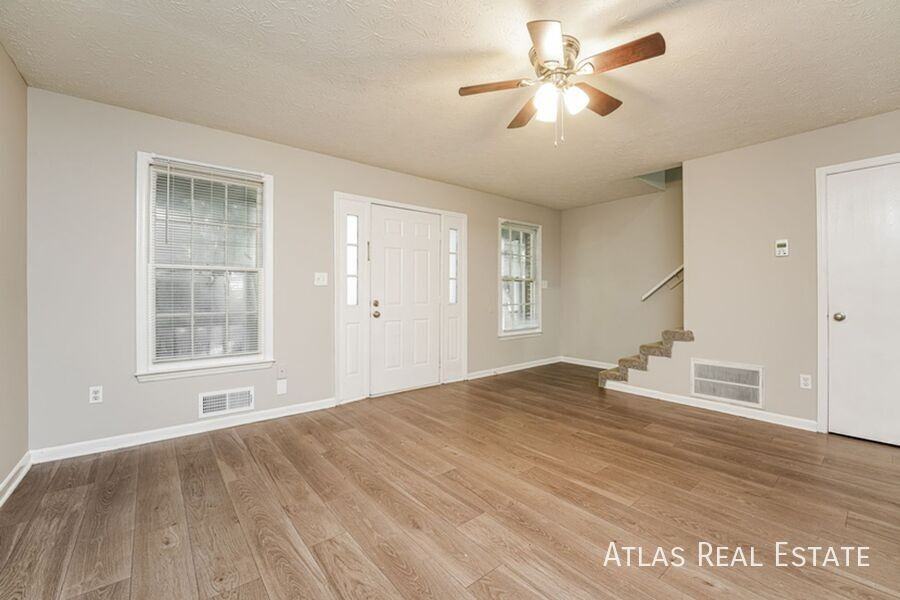 303 Highland Park Dr #303 - Photo 4 of 43