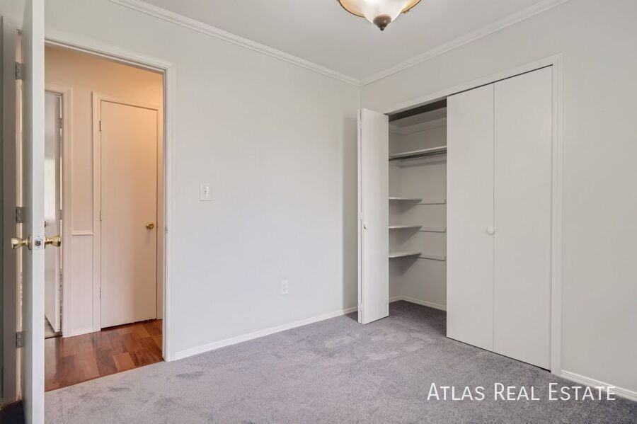 4717 W B St - Photo 7 of 16