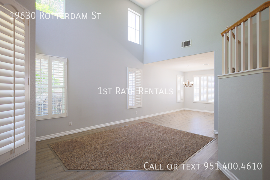 19630 Rotterdam St - Photo 3 of 20