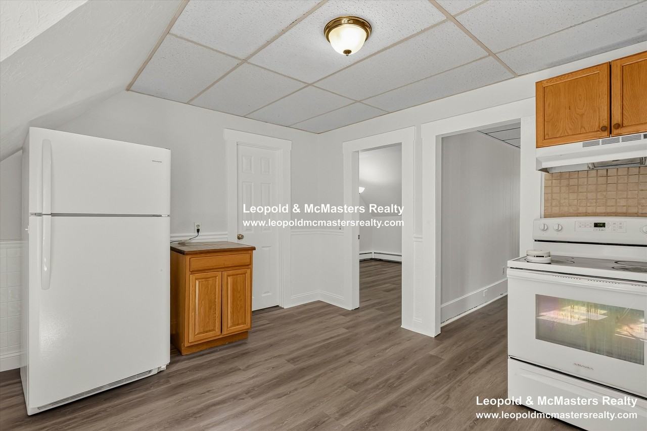 139 Greenwood St #3 - Photo 2 of 15