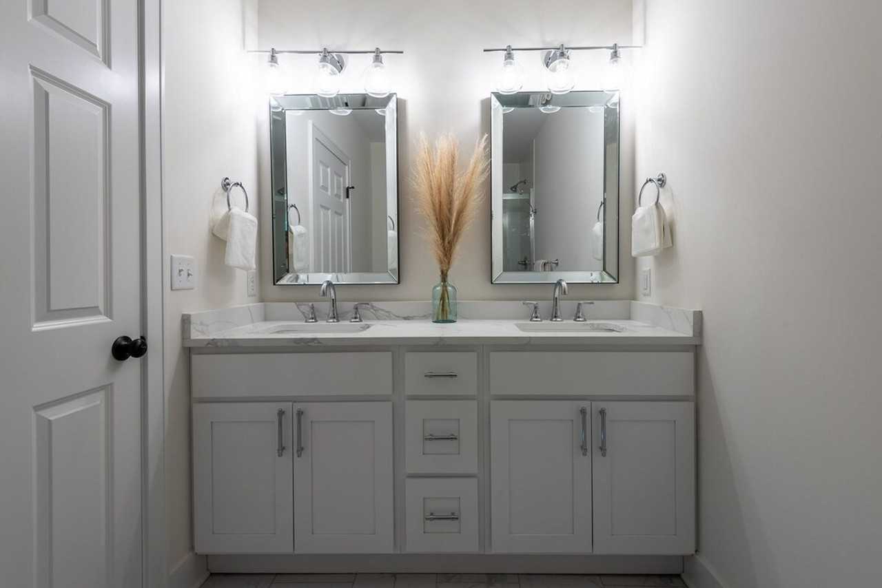 120 W Main St - Photo 7 of 10